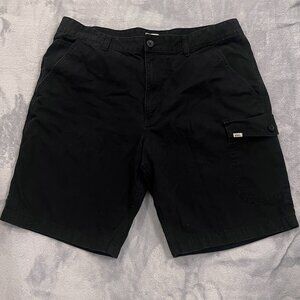 Vans Off the Wall Black Cargo Shorts - Men’s 38